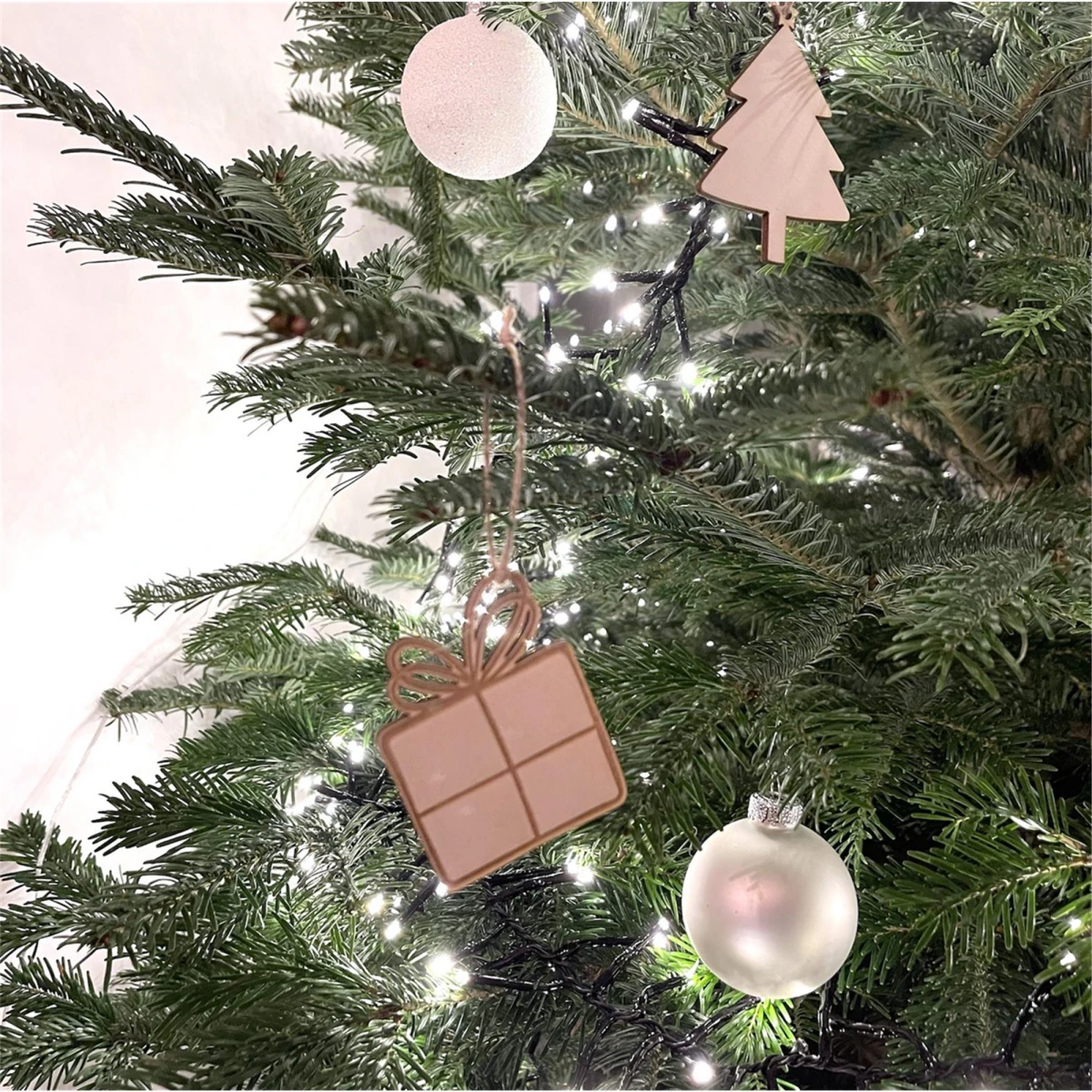 Little Pippa Baumanhänger Set Aus Holz 4 Little Pippa Baumanhänger Set Aus Holz – Bild 2