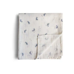 Mushie Organic Swaddle Whales -Dekoration Geschaft mushie organic swaddle whales2