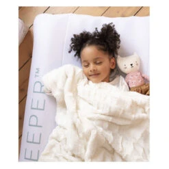 Stokke CloudSleeper JetKidsDas Aufblasbare Kinderbett -Dekoration Geschaft stokke cloudsleeper jetkids das aufblasbare kinderbett2